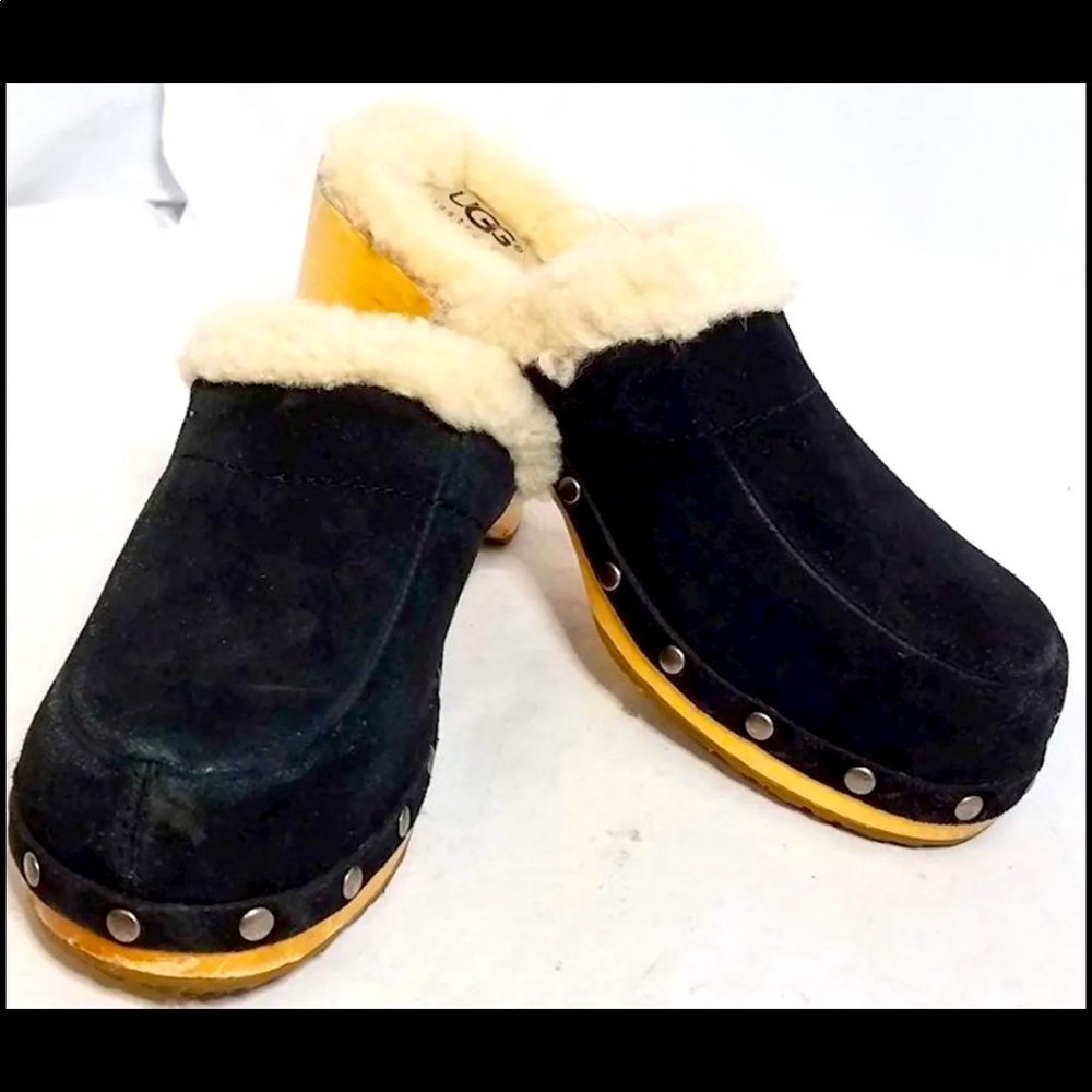 UGG AUSTRALIA CLOGS